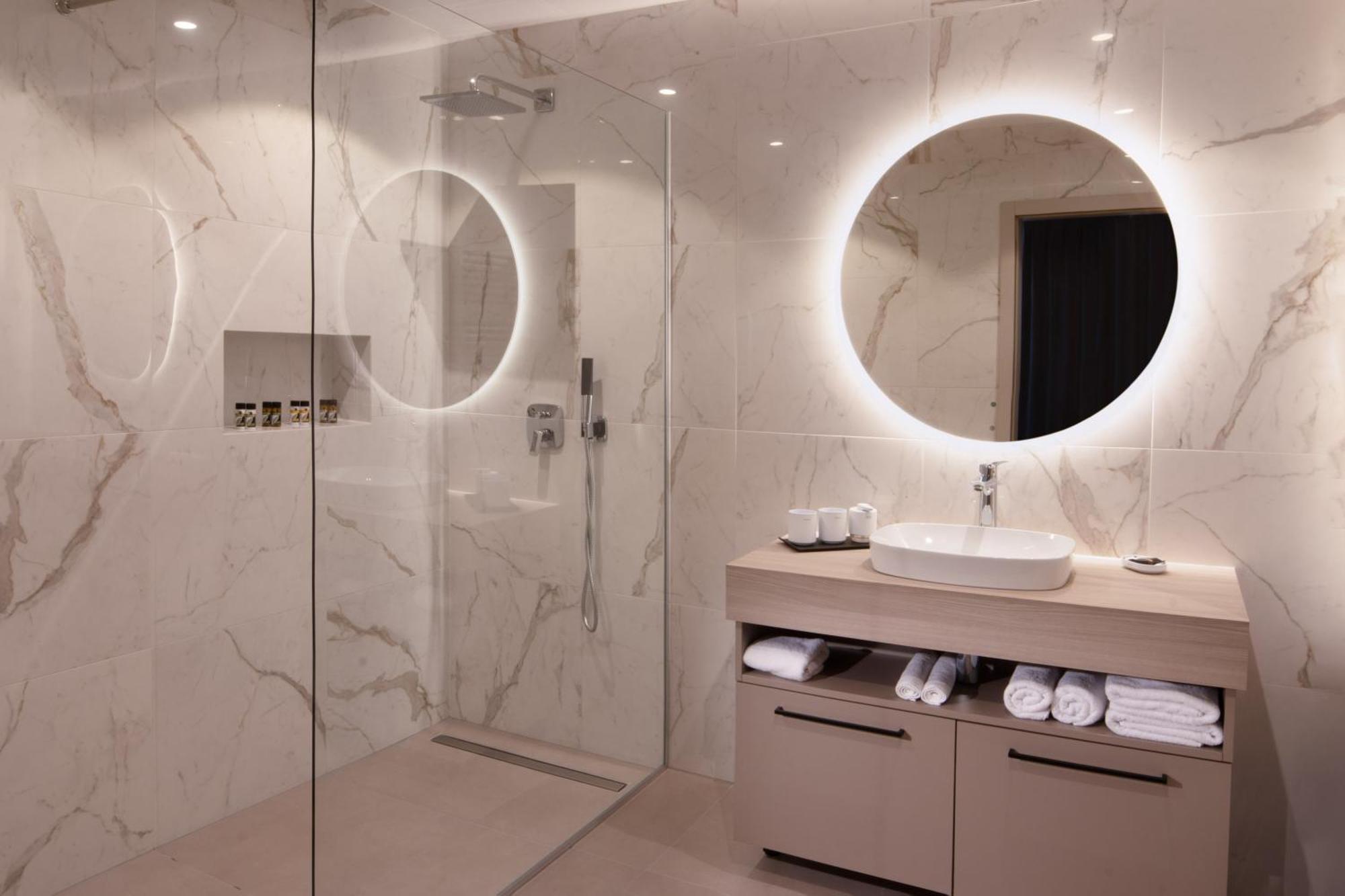 Hisa Putr Bed & Breakfast Trzin Bagian luar foto